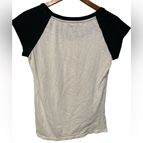 Looney Tunes Warner Bros Tweety bird women’s tee size Large - Picture 4 of 4